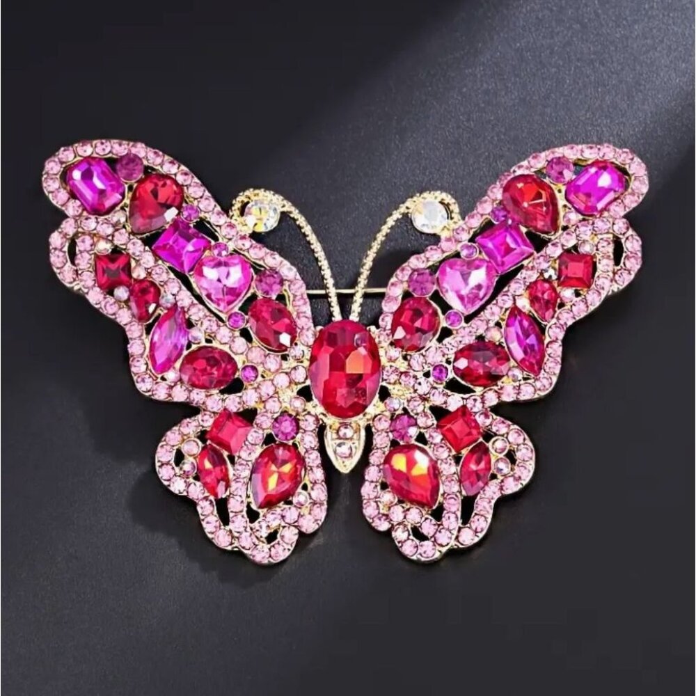 Stunning Butterfly Brooch Pin With Red & Pink Crystals Gold-Tone